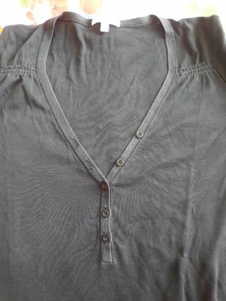 Camiseta algodón.  Massimo Dutti 