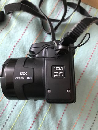 Cámara Kodak EasyShare Z1012IS