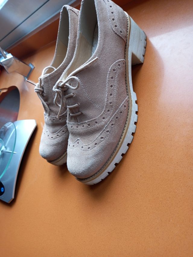 zapatos ante beige con suela goma 38