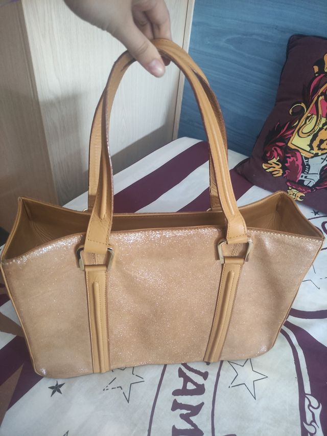 Bolso grande marrón claro