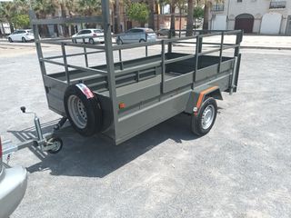 REMOLQUE PARA CORTA CESPED, JARDINERUA, OBRA...