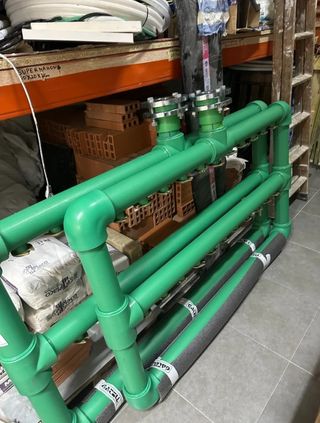 Instalacion de fontaneria  Bateria de contadores