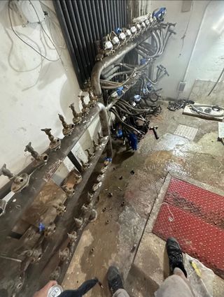 Instalacion de fontaneria  Bateria de contadores