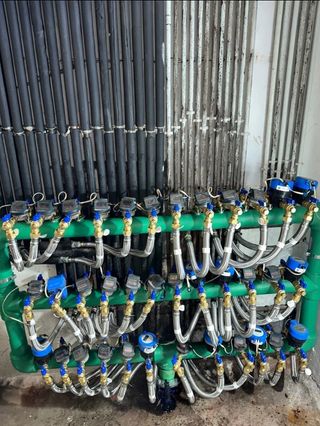 Instalacion de fontaneria  Bateria de contadores