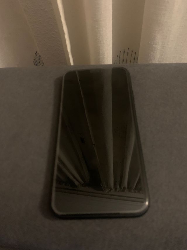 iPhone XR 64gb