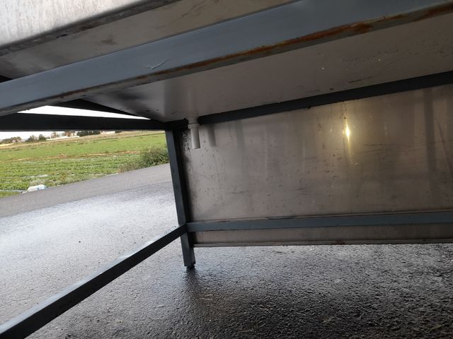 Mesa de peixe em aço