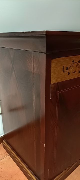 Aparador de cerezo y marquetería/Mueble_bar