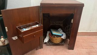 MAQUINA DE COSER SINGER ANTIGUA CO MUEBLE