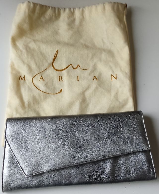 Bolso de ceremonia plateado