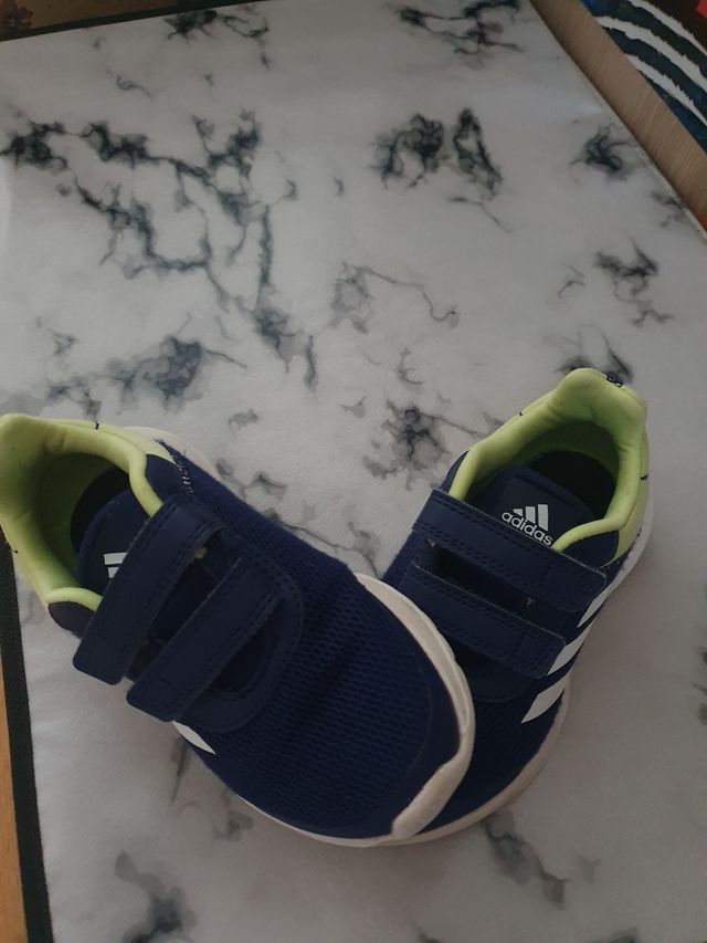 Zapatillas Adidas en buen estado n°28