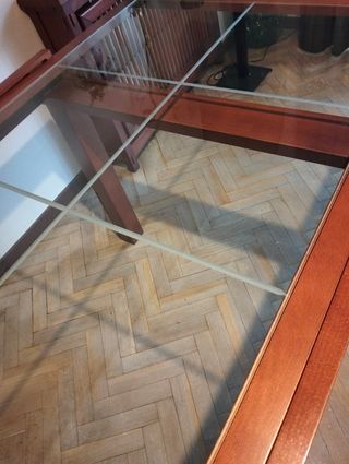 Mesa comedor extensible.