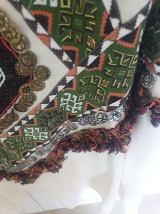 sudadera étnica zara