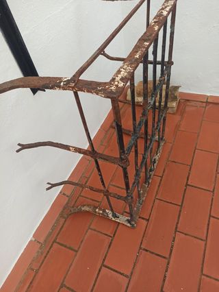 Reja Ventana con mas de 100años