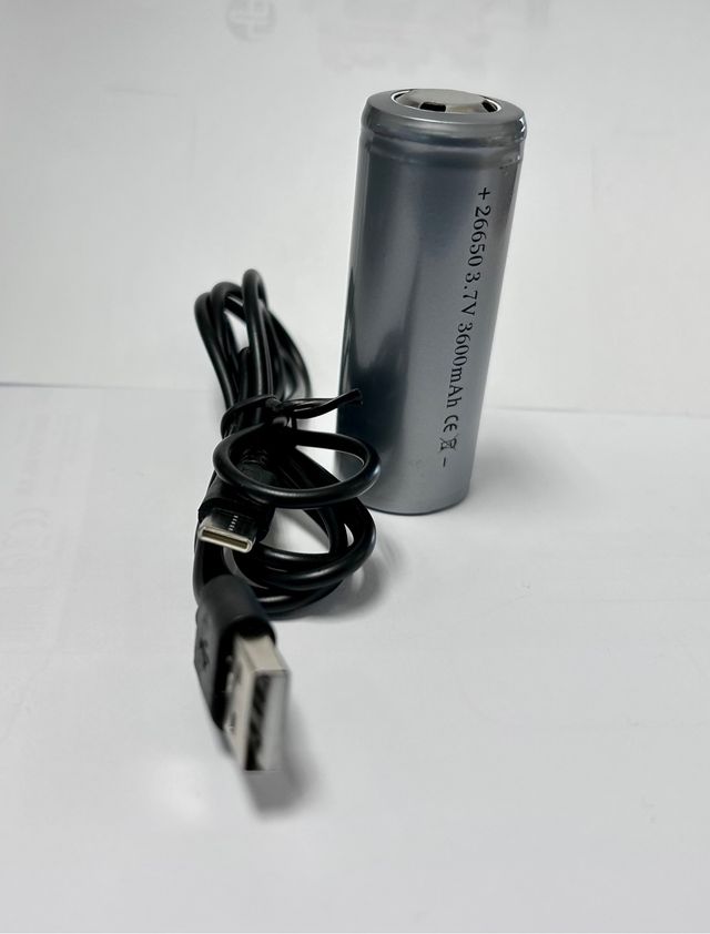 Linterna LED alcance 1 kilómetro