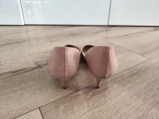 Zapatos de tacón bajo