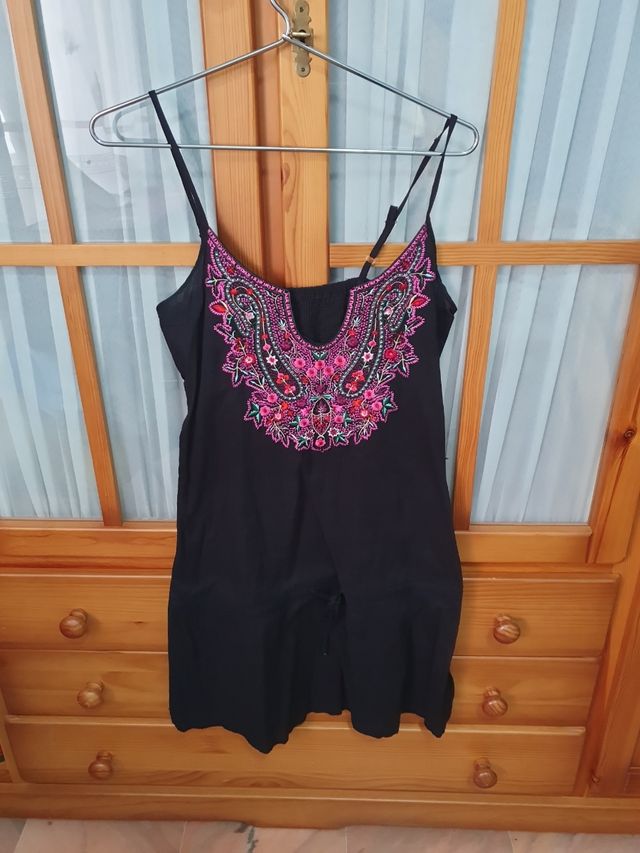 vestido negro stradivarius talla L