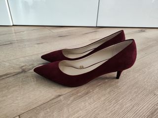 Zapatos de tacón bajo