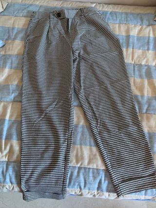 Pantalón de pata de gallo, Stradivarius, talla M