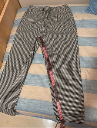 Pantalón de pata de gallo, Stradivarius, talla M