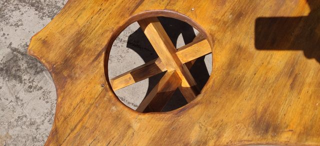 JORGEN: Mesa auxiliar