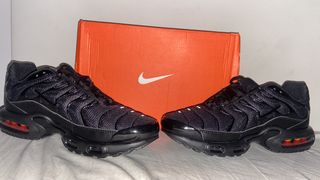 Nike tn negras