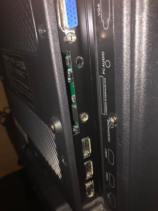 Televisión pantalla plana 30 pulgadas