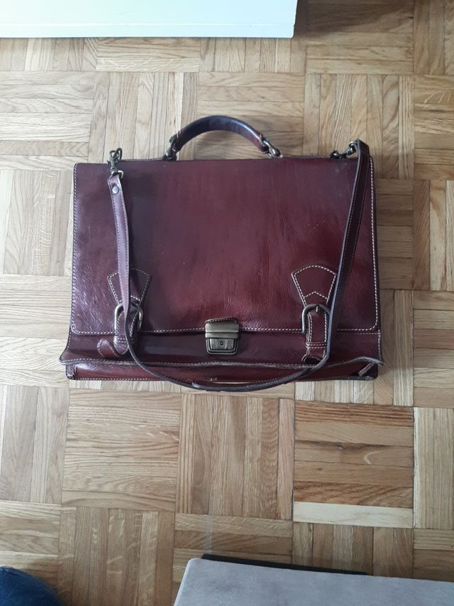 Maletín de piel
