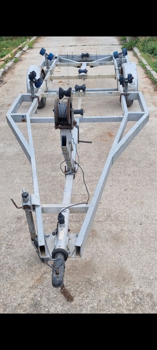 Remolque de 6 metros nautico. de segunda mano por 1.500 EUR en Mairena del Alcor en WALLAPOP Remolque de 6 metros nautico. de segunda mano por 1.500 EUR en Mairena del Alcor en WALLAPOP