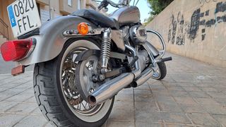 HARLEY DAVIDSON - SPORTSTER XL883C CUST
