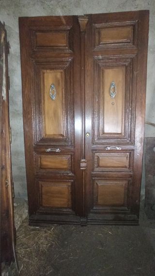 Puerta de madera