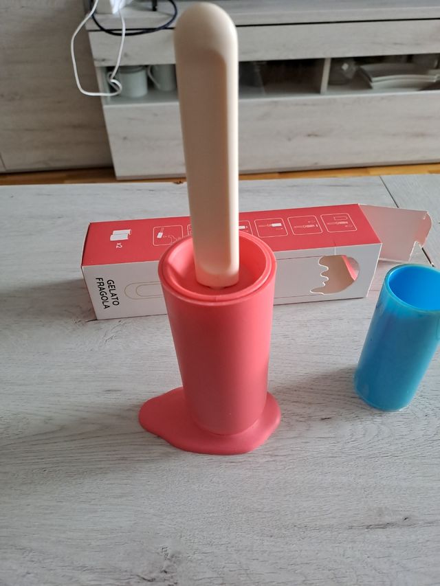 Rodillo quitapelusas Gelato Fragola Rojo