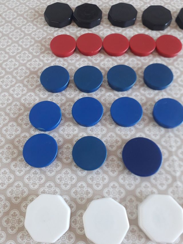 IMANES . 2 € 4 UNID.