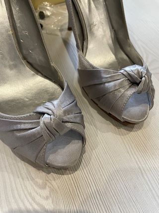 Zapato tacón plata