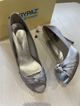 Zapato tacón plata
