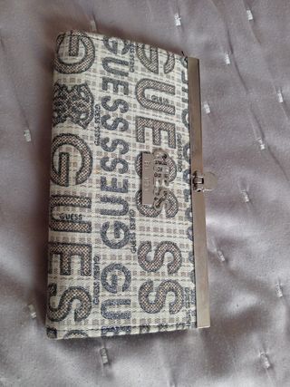 Cartera Guess