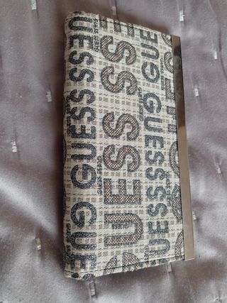 Cartera Guess
