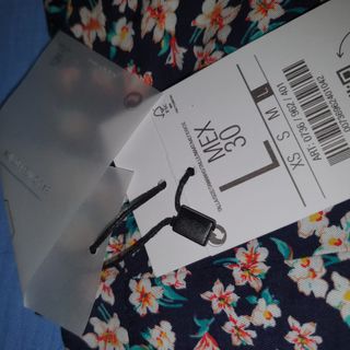 falda corta stradivarius talla L