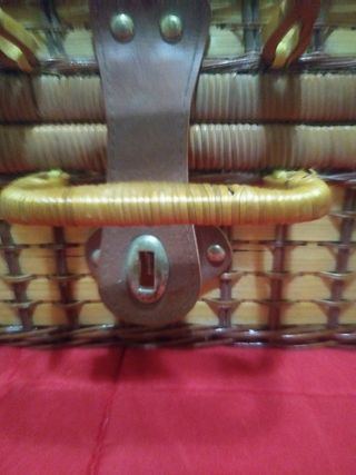 maleta vintage de camping