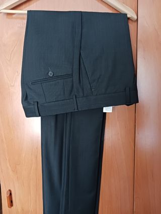 Traje Zara
