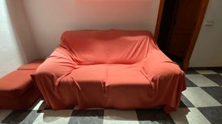 Sofá rojo