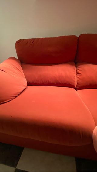 Sofá rojo