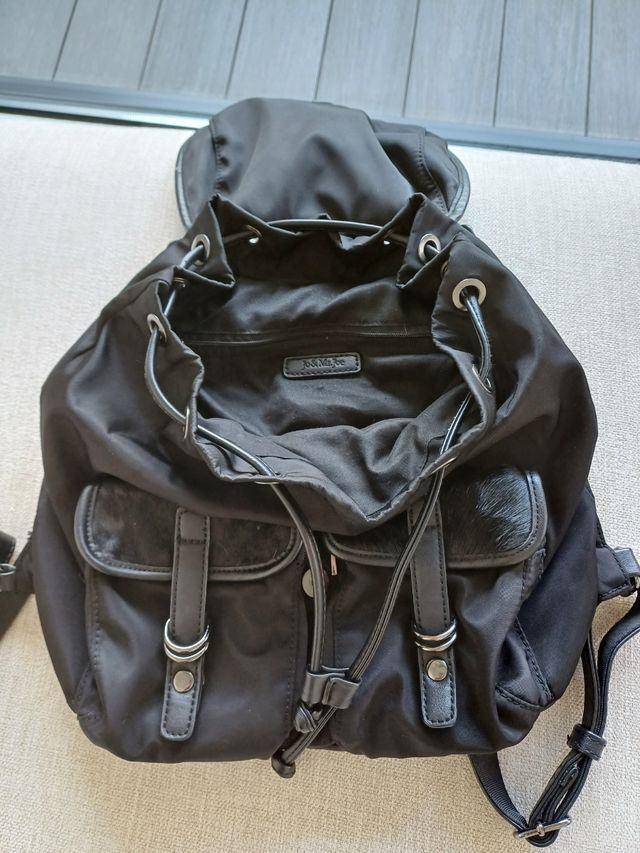 Mochila negra de pelo, piel y nailon de Joe mr Joe