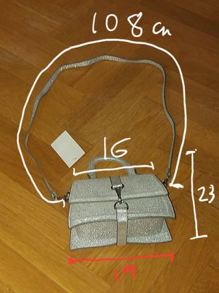 Bolso para tus eventos más festivos.Nuevo