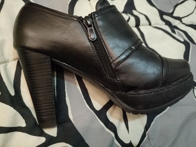 Zapatos talla 37