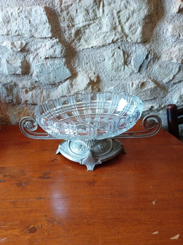 Frutero cristal tallado con pie de plata