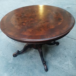 Tavolo rotondo + 4 sedie in velluto verde