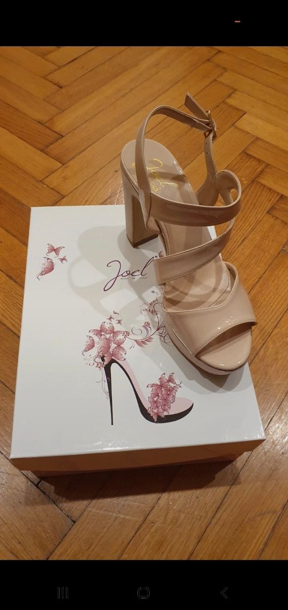 Sandalo indossato una sola volta made in italy