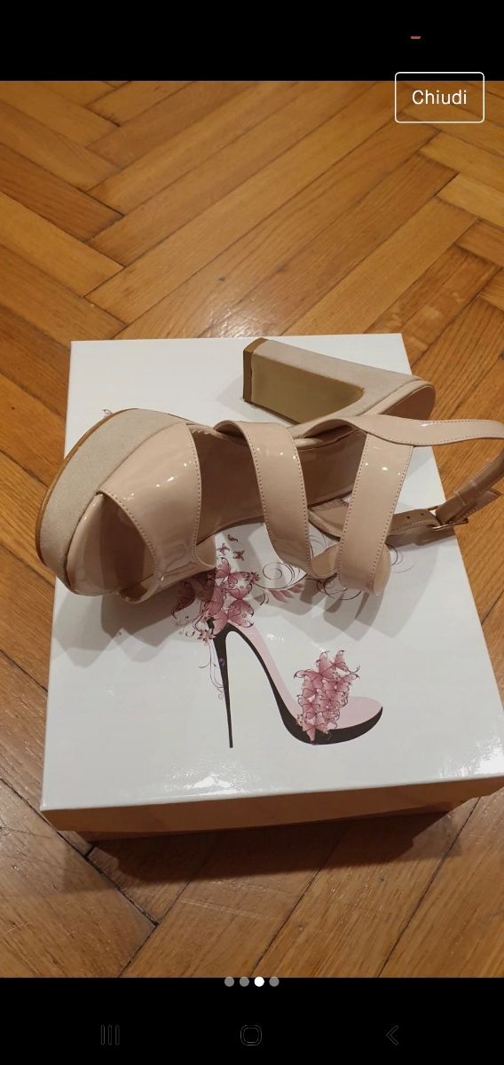 Sandalo indossato una sola volta made in italy