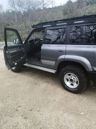 Toyota Land Cruiser 2003