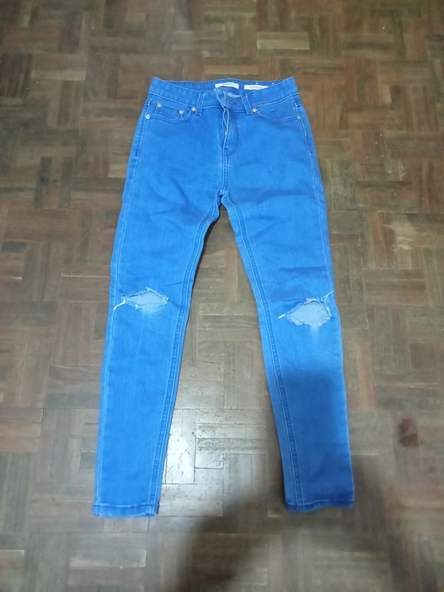 vaqueros pitillo Stradivarius